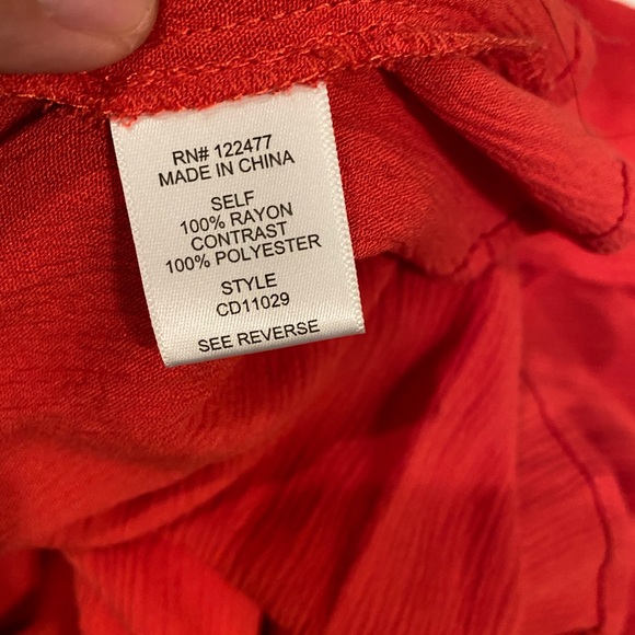 NSR red midi slit lace dress - Picture 8 of 8